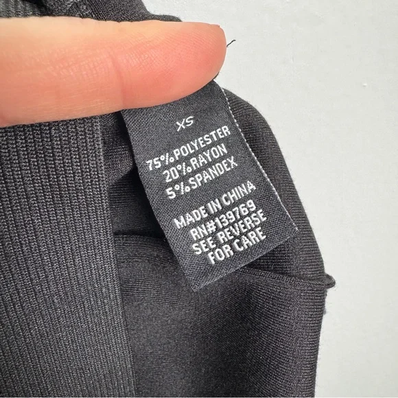 OOKIE & LALA Women's XS‎ Pull On Black Tweed Pencil Skirt NWT - Picture 5 of 5